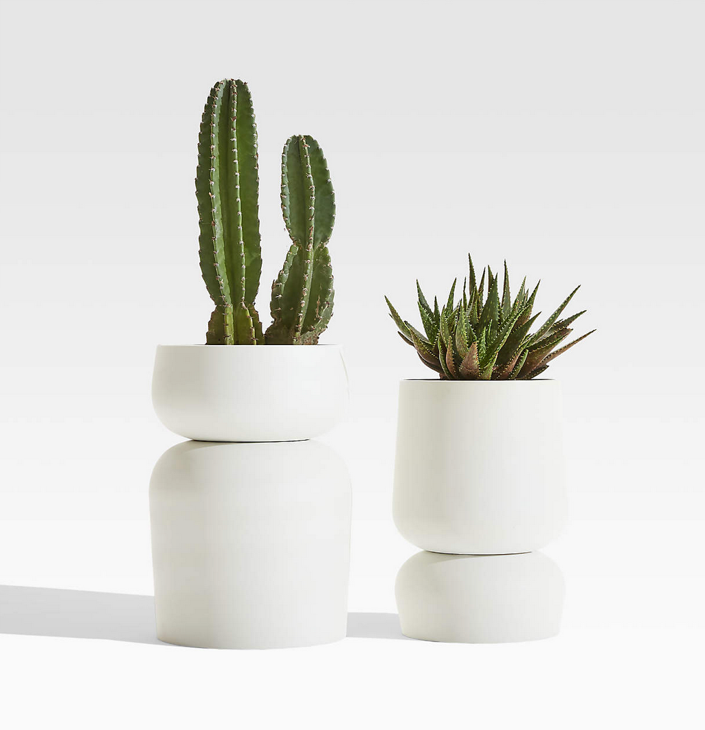 The Zoe-White Reversible Metal Planter CN1273