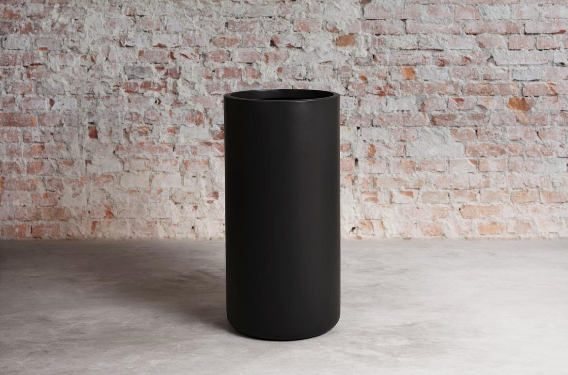 Cylindrico Tall Planter- Black CN1275