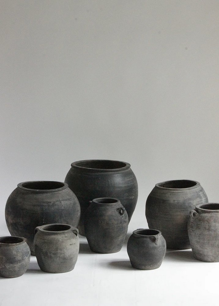 Vintage Black Grey Clay Pot-4 Handles CN1153