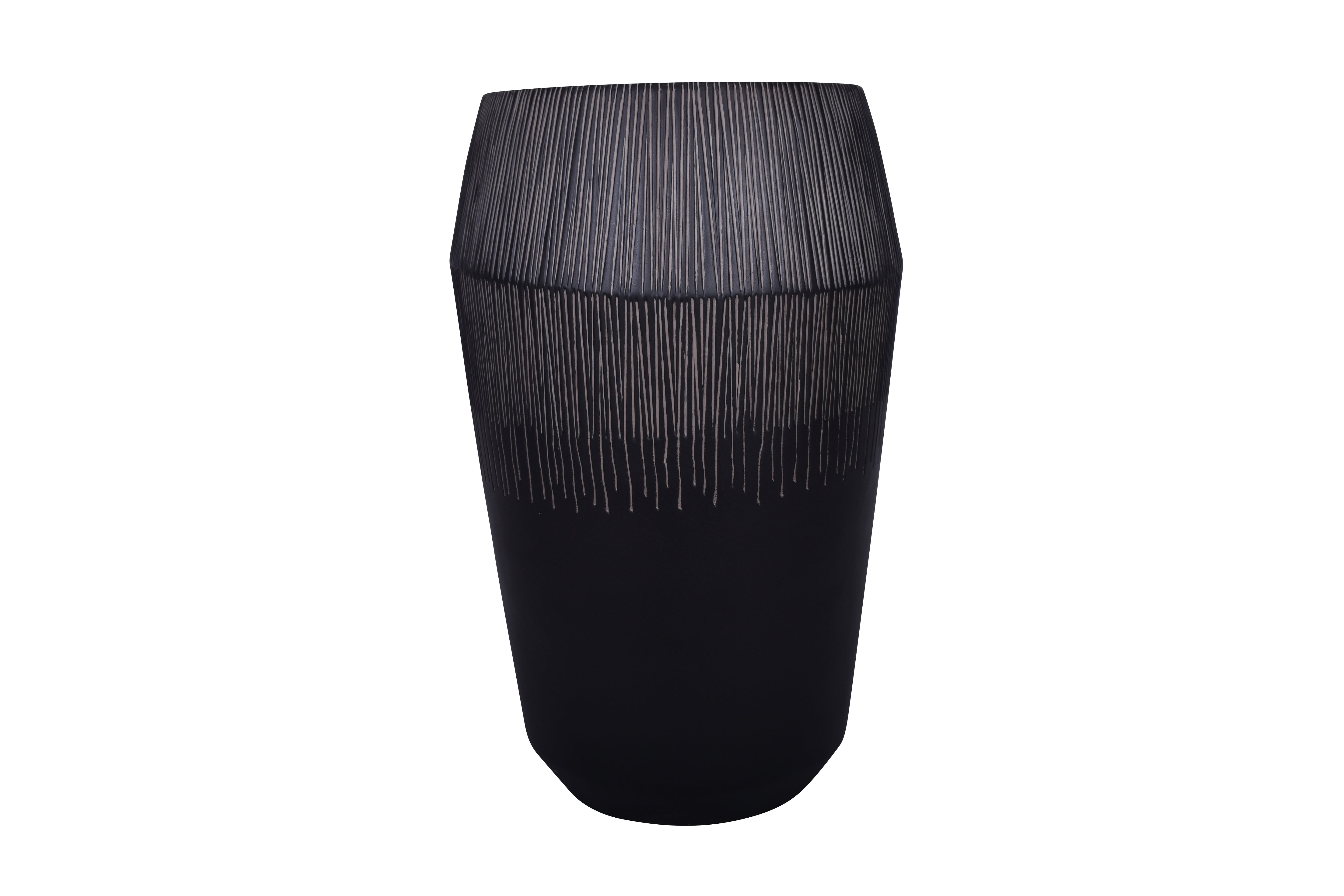 Jada Planter    CN1203