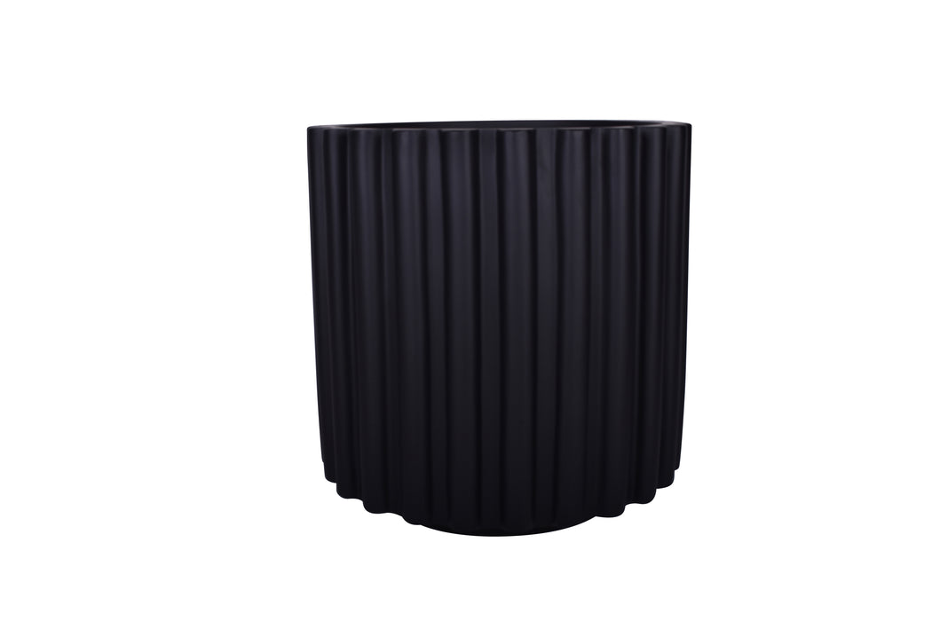Fiona Planter Collection-Black Fluted Fiberglass Collection     CN1244