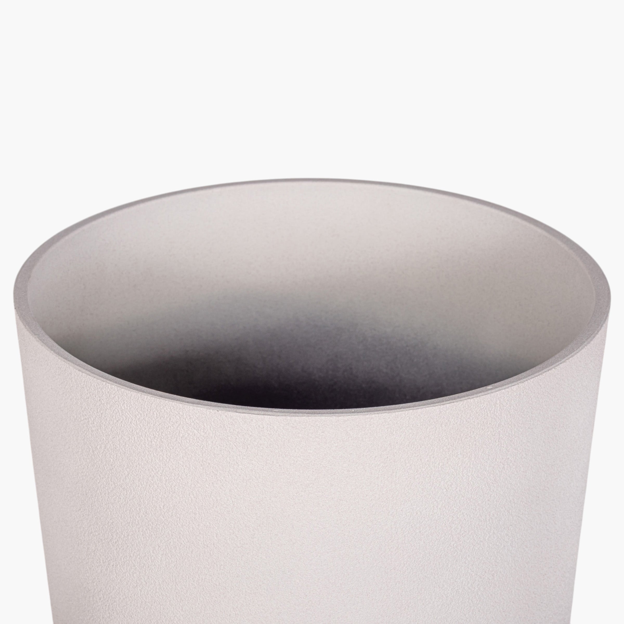 Lester Floor Planter Collection Antique White     CN1466
