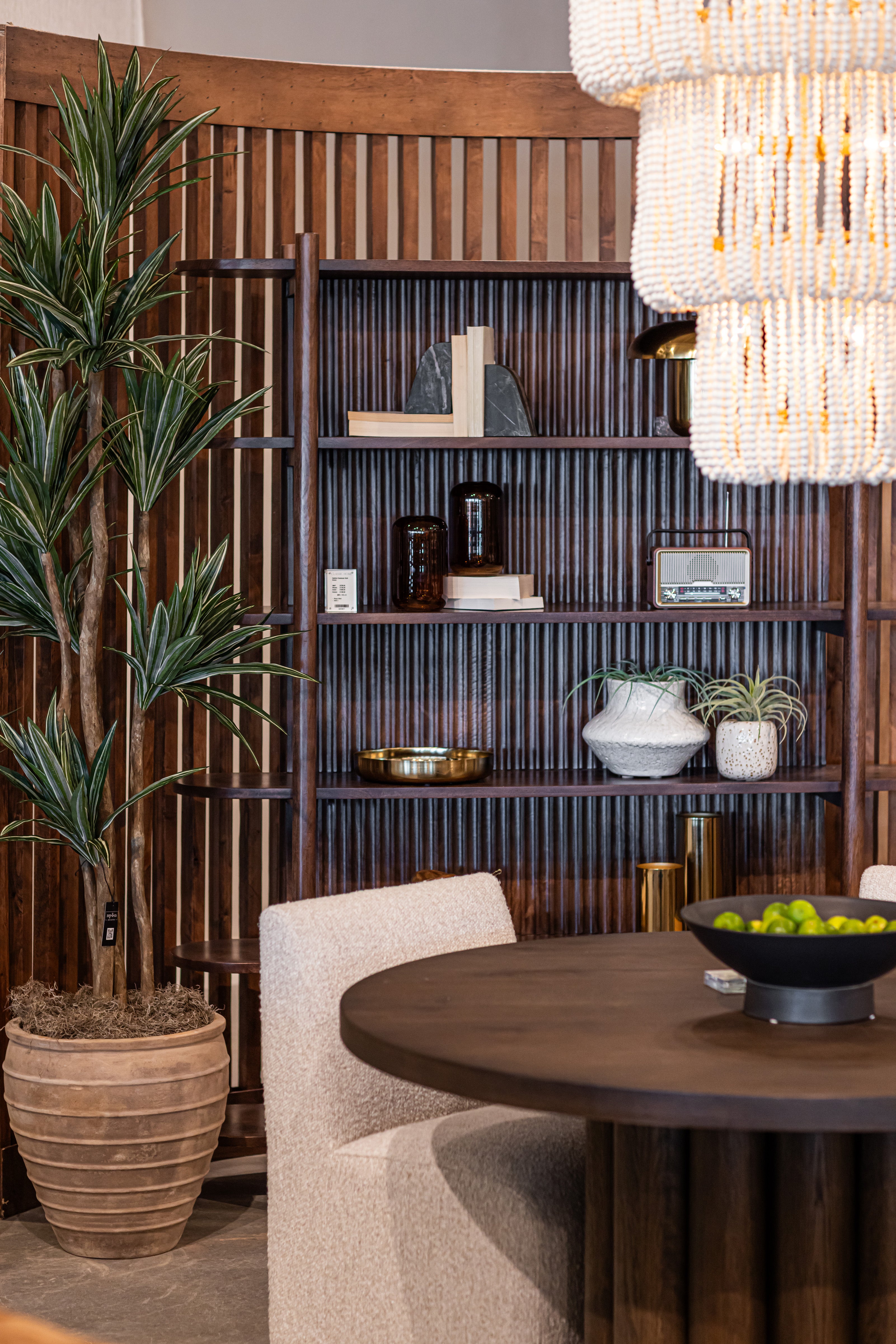 8' Dracaena Tree      FP1131